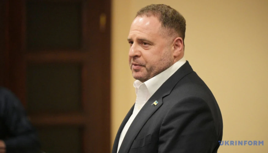 ВАКС 15 вересня скасував браслет Єрмака: медичний висновок і збережені обов’язки