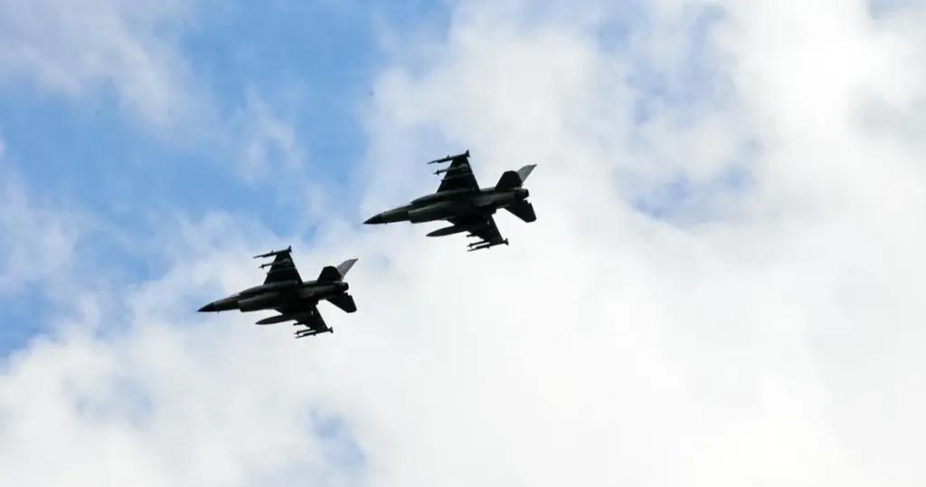 Боєприпаси для F-16 у прискореному темпі: роль Данії у протиповітряній обороні